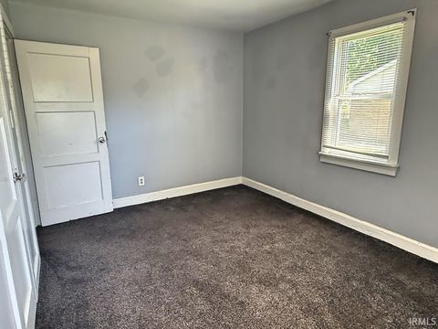 Tiny photo for 1615 Ravenswood Drive, Evansville, IN 47714 (MLS # 202614399)