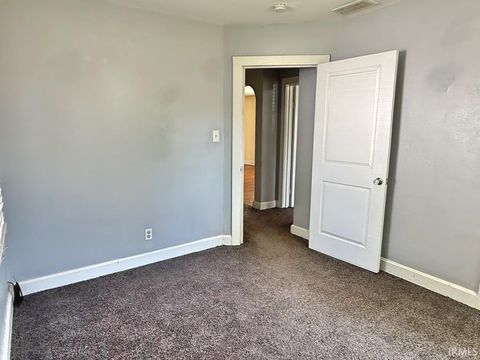 Tiny photo for 1615 Ravenswood Drive, Evansville, IN 47714 (MLS # 202614399)