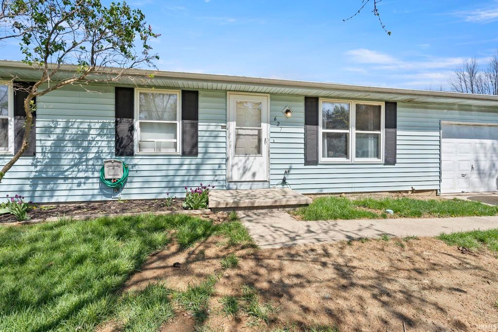 Photo of 627 E Jefferson Street, Warren, IN 46792 (MLS # 202612047)