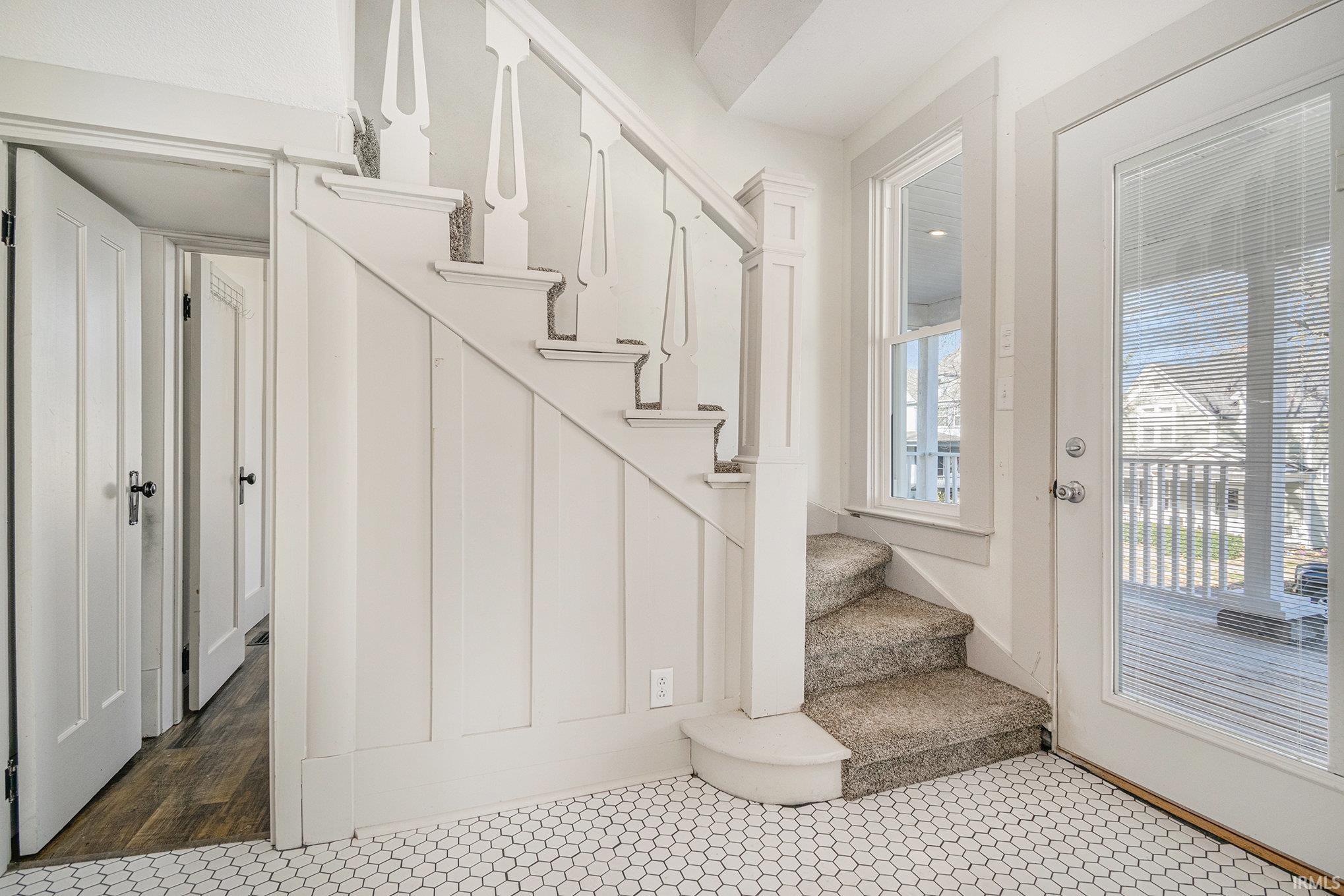 Ligonier, Indiana 46767, United States, 5 Bedrooms Bedrooms, ,2 BathroomsBathrooms,Residential,Active,244146