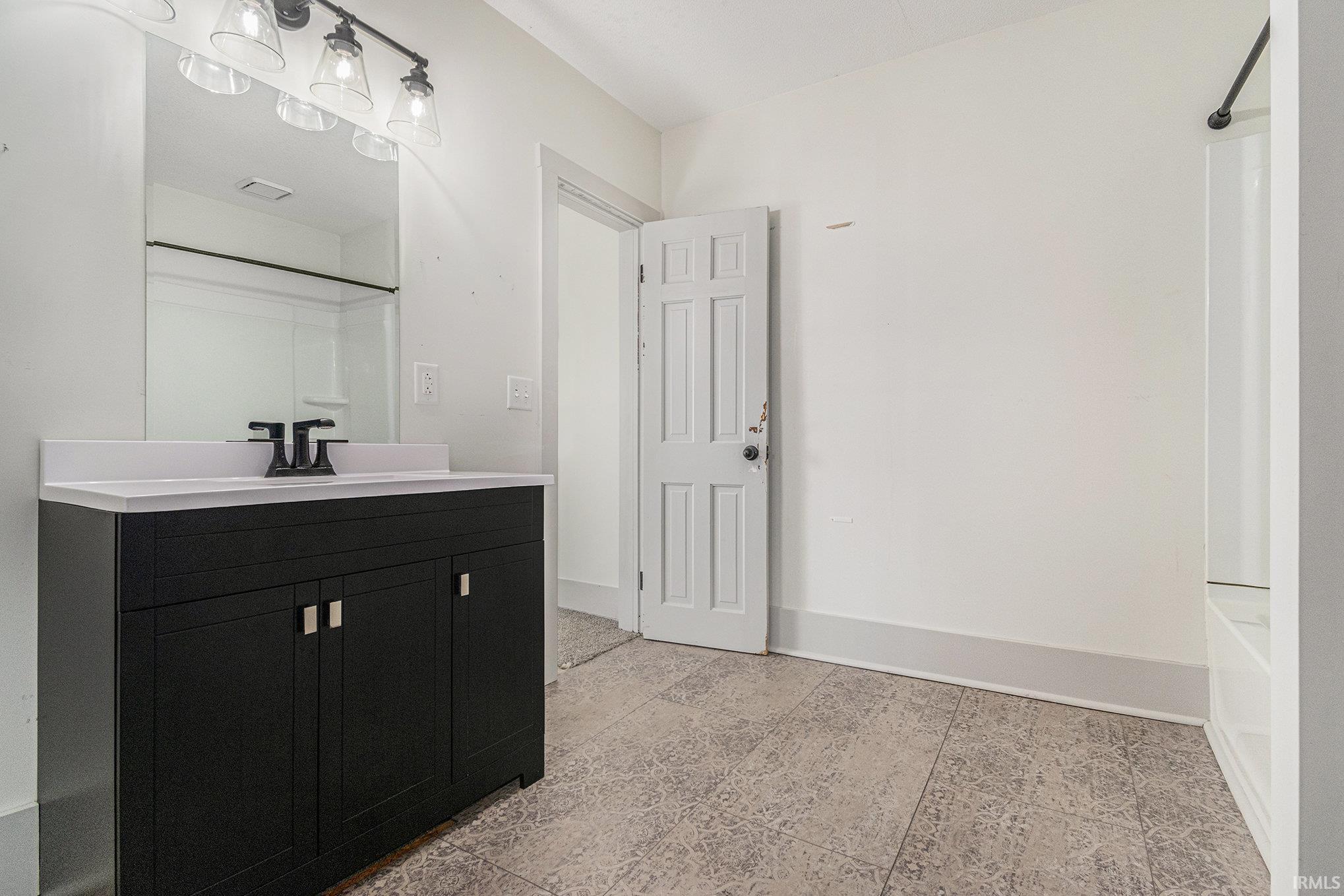 Ligonier, Indiana 46767, United States, 5 Bedrooms Bedrooms, ,2 BathroomsBathrooms,Residential,Active,244146