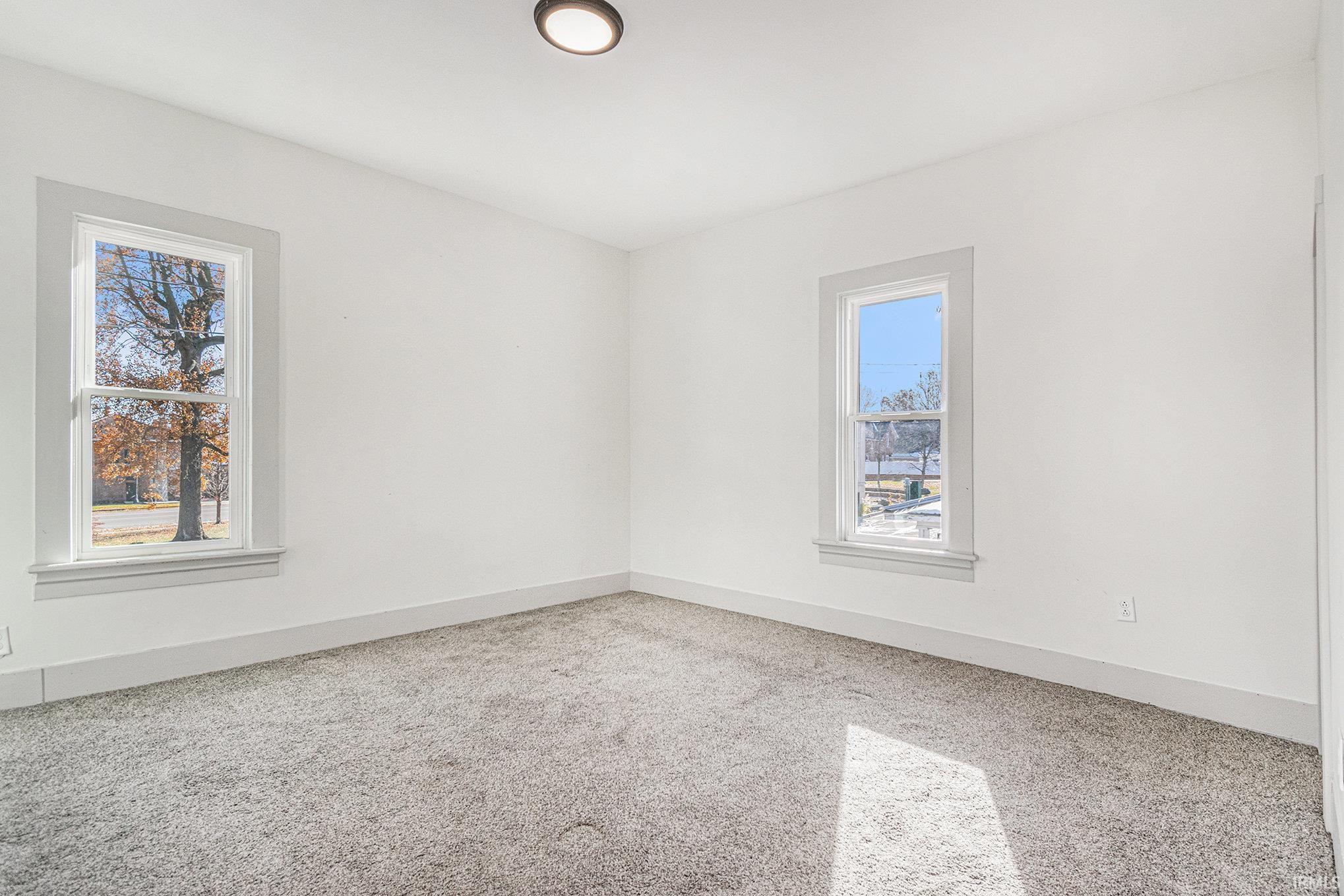 Ligonier, Indiana 46767, United States, 5 Bedrooms Bedrooms, ,2 BathroomsBathrooms,Residential,Active,244146