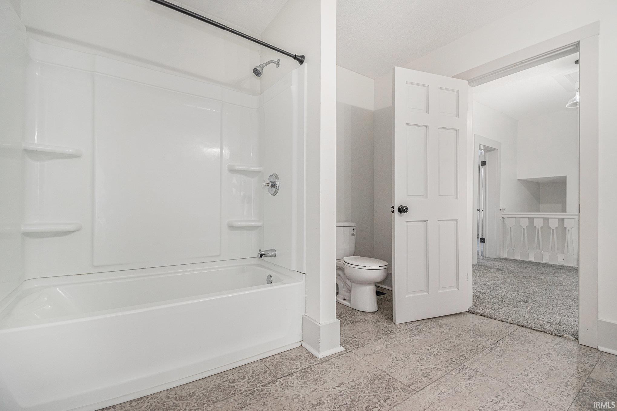 Ligonier, Indiana 46767, United States, 5 Bedrooms Bedrooms, ,2 BathroomsBathrooms,Residential,Active,244146