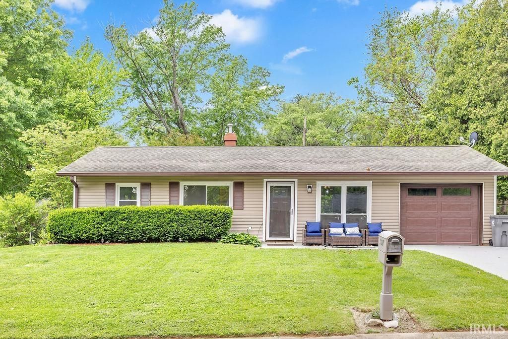 Photo of 3431 N Kingsley Drive, Bloomington, IN 47404 (MLS # 202616694)