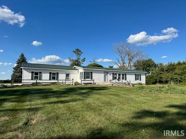 Photo of 852 W 850 South Road, Wabash, IN 46992 (MLS # 202633090)