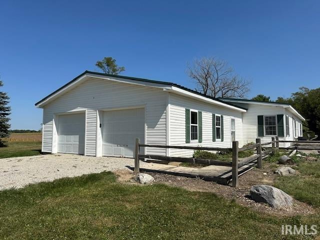 Photo of 852 W 850 South Road, Wabash, IN 46992 (MLS # 202633090)