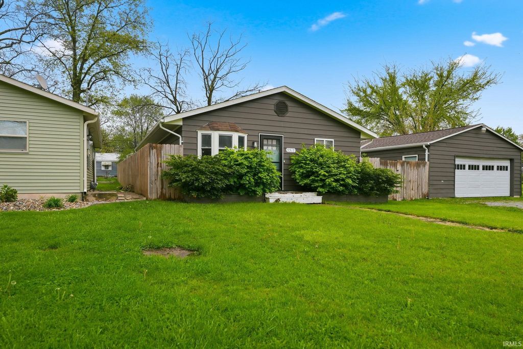 Photo of 5517 Webster Street, Fort Wayne, IN 46807 (MLS # 202616513)