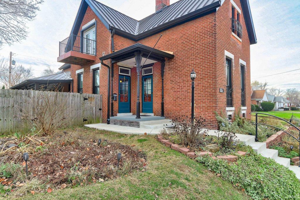 Photo of 529 Herndon Drive, Evansville, IN 47711 (MLS # 202548601)