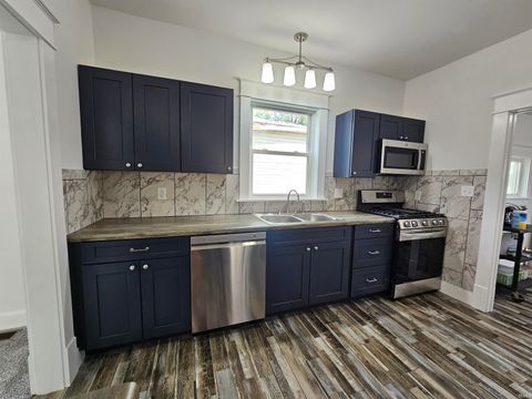 Tiny photo for 1036 S Webster Street, Kokomo, IN 46902 (MLS # 202539525)