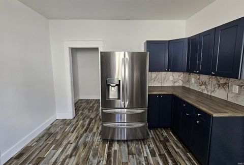 Tiny photo for 1036 S Webster Street, Kokomo, IN 46902 (MLS # 202539525)