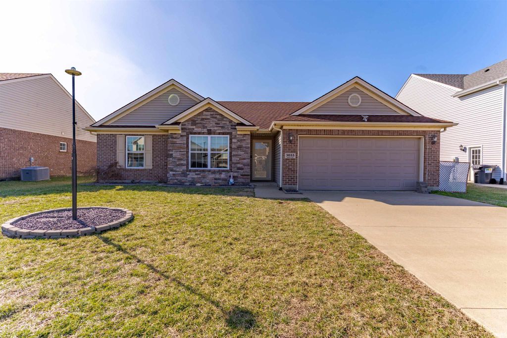 Photo of 3055 Capstone Court, Newburgh, IN 47630 (MLS # 202606302)