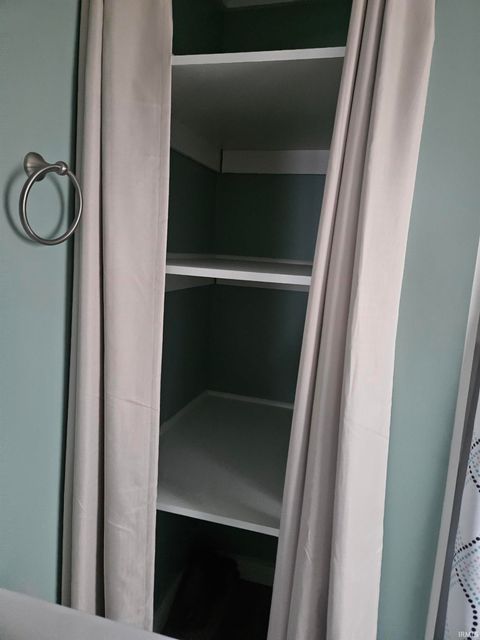 Tiny photo for 1128 S Elizabeth Street, Kokomo, IN 46902 (MLS # 202548602)