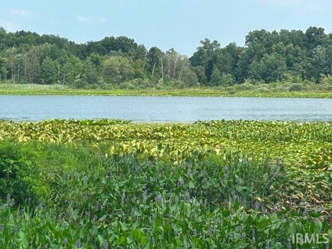 Tiny photo for 17037 Tomohawk Trail, Plymouth, IN 46563 (MLS # 202629513)
