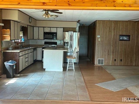 Tiny photo for 17037 Tomohawk Trail, Plymouth, IN 46563 (MLS # 202629513)