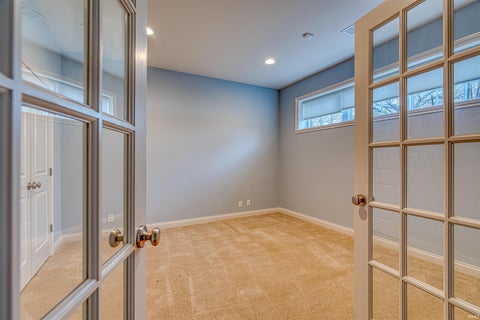 Tiny photo for 909 Uriel Court, Evansville, IN 47725 (MLS # 202625503)