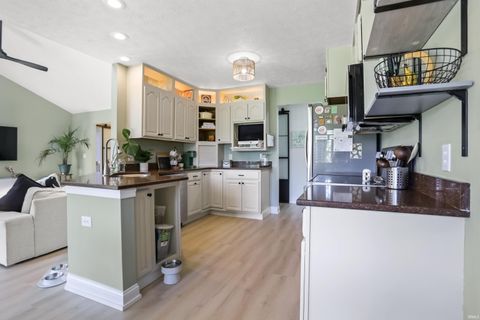 Tiny photo for 3511 Keystone Hills Drive, Evansville, IN 47711 (MLS # 202616511)