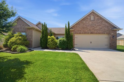 Tiny photo for 131 Aqueduct Circle, West Lafayette, IN 47906 (MLS # 202627369)