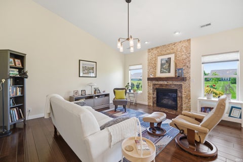 Tiny photo for 131 Aqueduct Circle, West Lafayette, IN 47906 (MLS # 202627369)