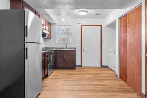 Tiny photo for 652 Northgate Circle, Rochester, IN 46975 (MLS # 202613457)