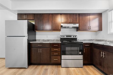 Tiny photo for 652 Northgate Circle, Rochester, IN 46975 (MLS # 202613457)