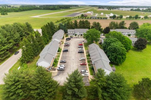 Tiny photo for 652 Northgate Circle, Rochester, IN 46975 (MLS # 202613457)