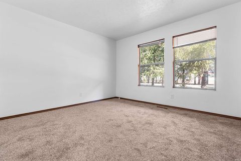 Tiny photo for 652 Northgate Circle, Rochester, IN 46975 (MLS # 202613457)