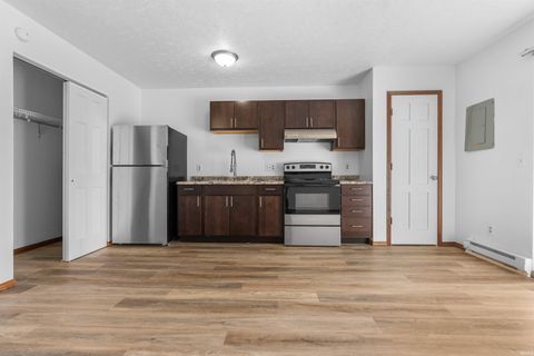 Tiny photo for 652 Northgate Circle, Rochester, IN 46975 (MLS # 202613457)