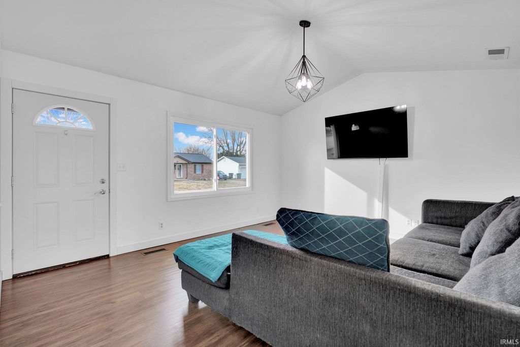 Photo of 2831 Squire Lane, Evansville, IN 47715 (MLS # 202605101)