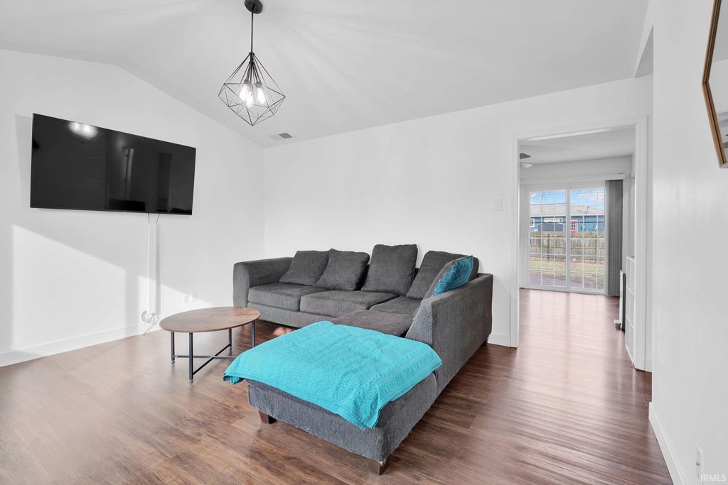 Photo of 2831 Squire Lane, Evansville, IN 47715 (MLS # 202605101)