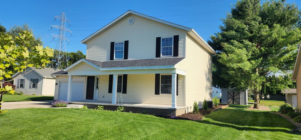 Photo of 23036 S Oakleaf Drive, Elkhart, IN 46514 (MLS # 202625535)