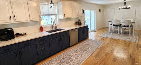 Tiny photo for 23036 S Oakleaf Drive, Elkhart, IN 46514 (MLS # 202625535)
