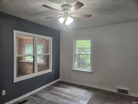 Tiny photo for 8416 E Lindstrom Lane, New Carlisle, IN 46552 (MLS # 202629492)