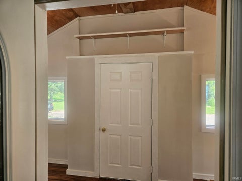 Tiny photo for 8416 E Lindstrom Lane, New Carlisle, IN 46552 (MLS # 202629492)