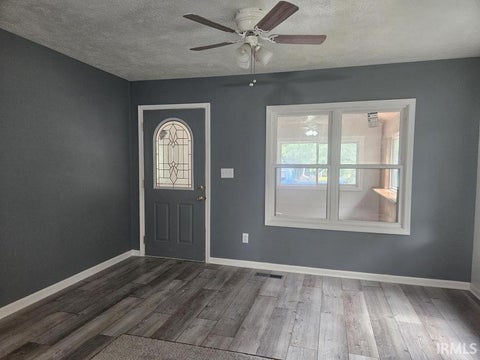 Tiny photo for 8416 E Lindstrom Lane, New Carlisle, IN 46552 (MLS # 202629492)