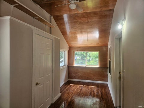 Tiny photo for 8416 E Lindstrom Lane, New Carlisle, IN 46552 (MLS # 202629492)