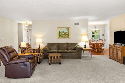 Tiny photo for 4473 S River Road, West Lafayette, IN 47906 (MLS # 202618546)