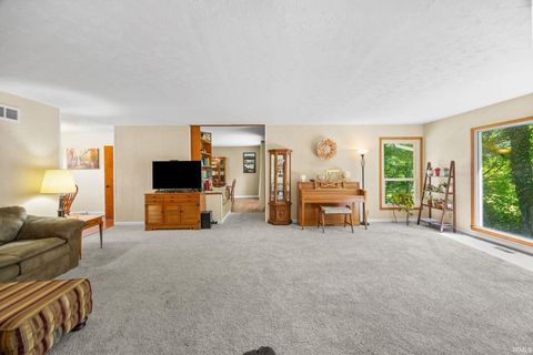 Tiny photo for 4473 S River Road, West Lafayette, IN 47906 (MLS # 202618546)