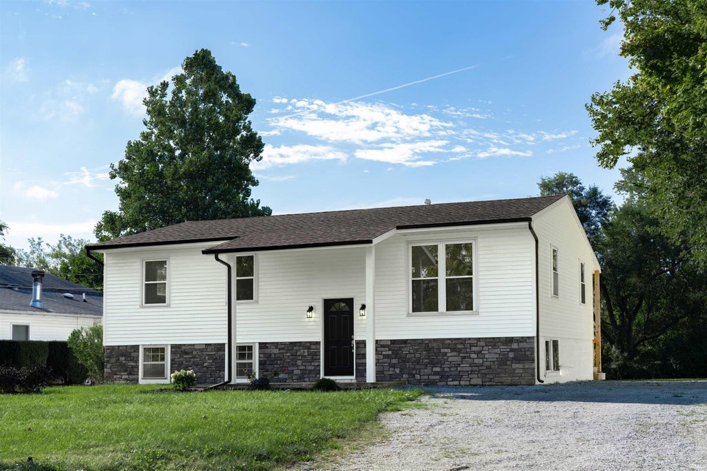Photo of 4223 Butler Road Road, Fort Wayne, IN 46808 (MLS # 202639513)