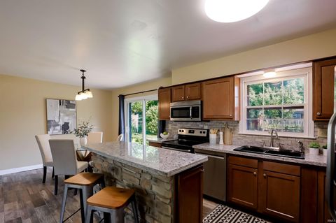 Tiny photo for 1214 Potomac Avenue, Lafayette, IN 47905 (MLS # 202620659)