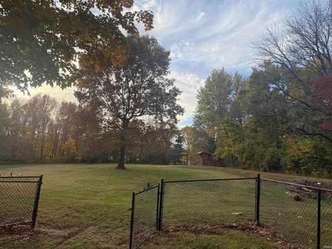 Tiny photo for 3008 N Red Bank Road, Evansville, IN 47720 (MLS # 202600764)