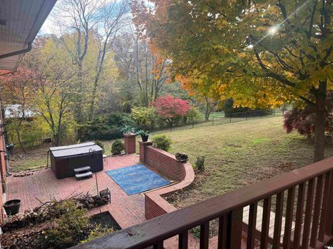 Tiny photo for 3008 N Red Bank Road, Evansville, IN 47720 (MLS # 202600764)