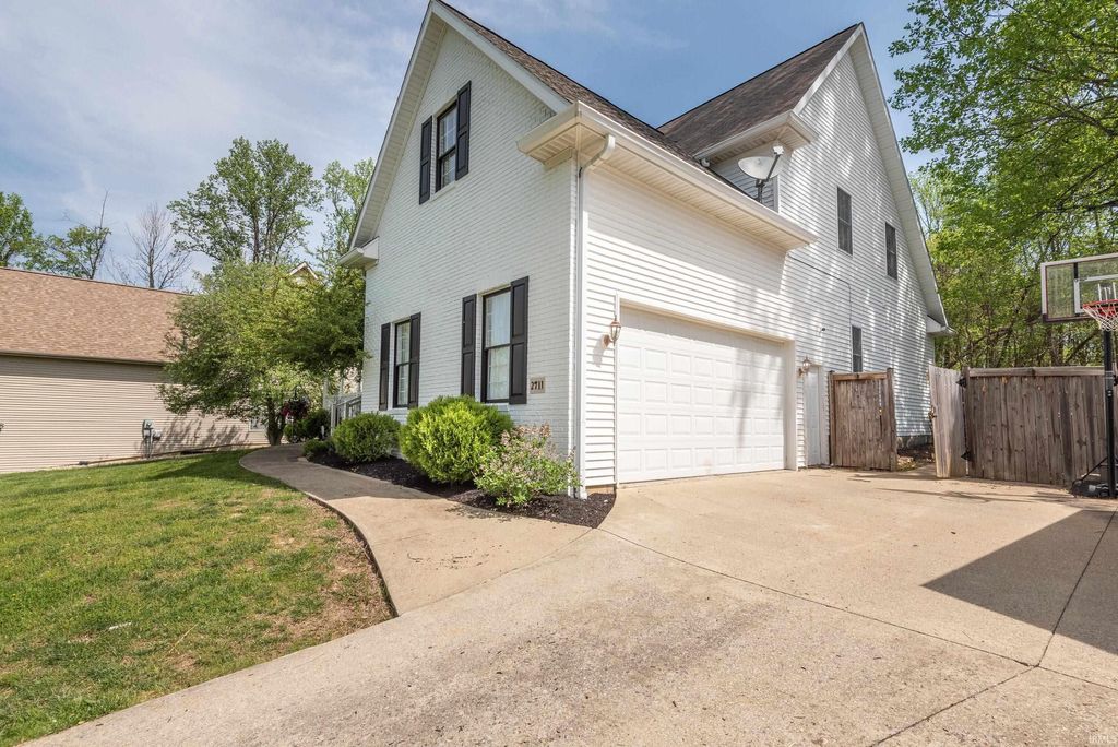 Photo of 2711 S Silver Creek Drive, Bloomington, IN 47401 (MLS # 202542338)