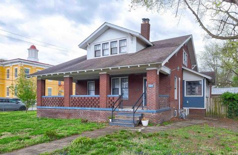 Photo of 509 Taylor Street, Cannelton, IN 47520 (MLS # 202611647)