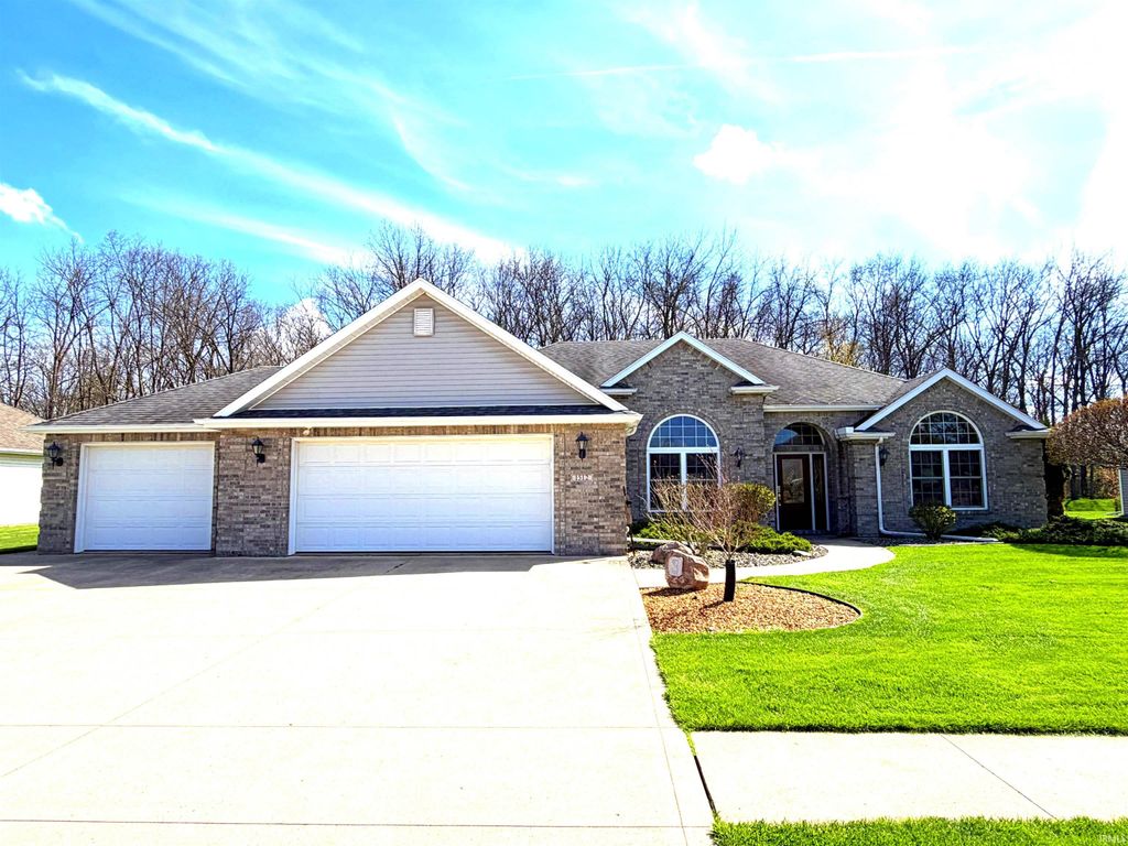 Photo of 1512 Henney Street, Angola, IN 46703 (MLS # 202616549)