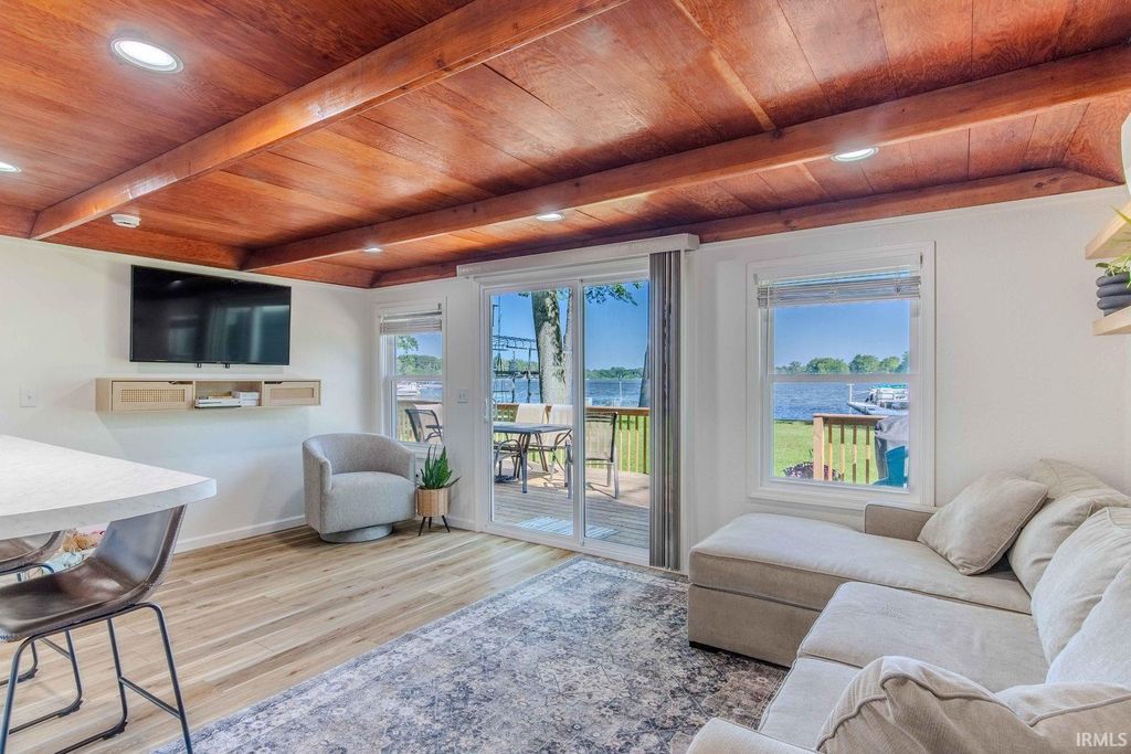 Photo of 0175 Frantz Drive, Wawaka, IN 46794 (MLS # 202601879)