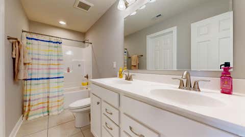 Tiny photo for 5645 Belmont Drive, Newburgh, IN 47630 (MLS # 202617408)