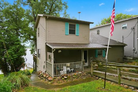 Photo of 5303 W 650 N Road, Wawaka, IN 46794 (MLS # 202625397)