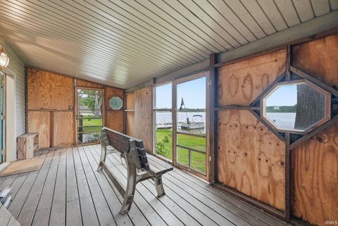 Tiny photo for 5303 W 650 N Road, Wawaka, IN 46794 (MLS # 202625397)