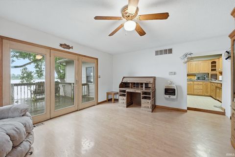 Tiny photo for 5303 W 650 N Road, Wawaka, IN 46794 (MLS # 202625397)