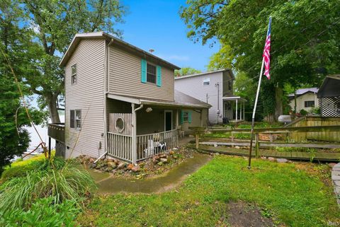 Tiny photo for 5303 W 650 N Road, Wawaka, IN 46794 (MLS # 202625397)